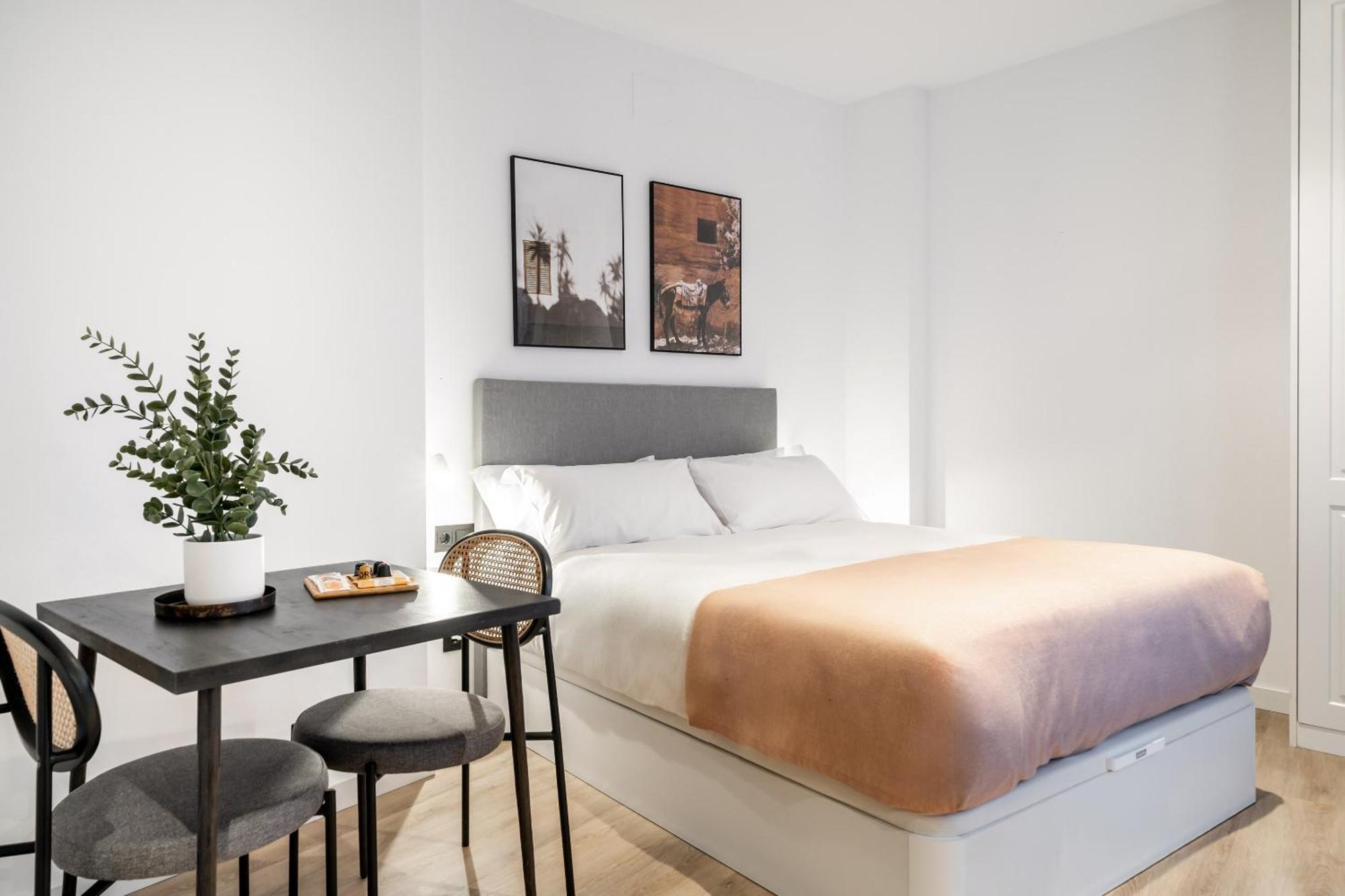 Limehome Malaga Calle Victoria Luaran gambar