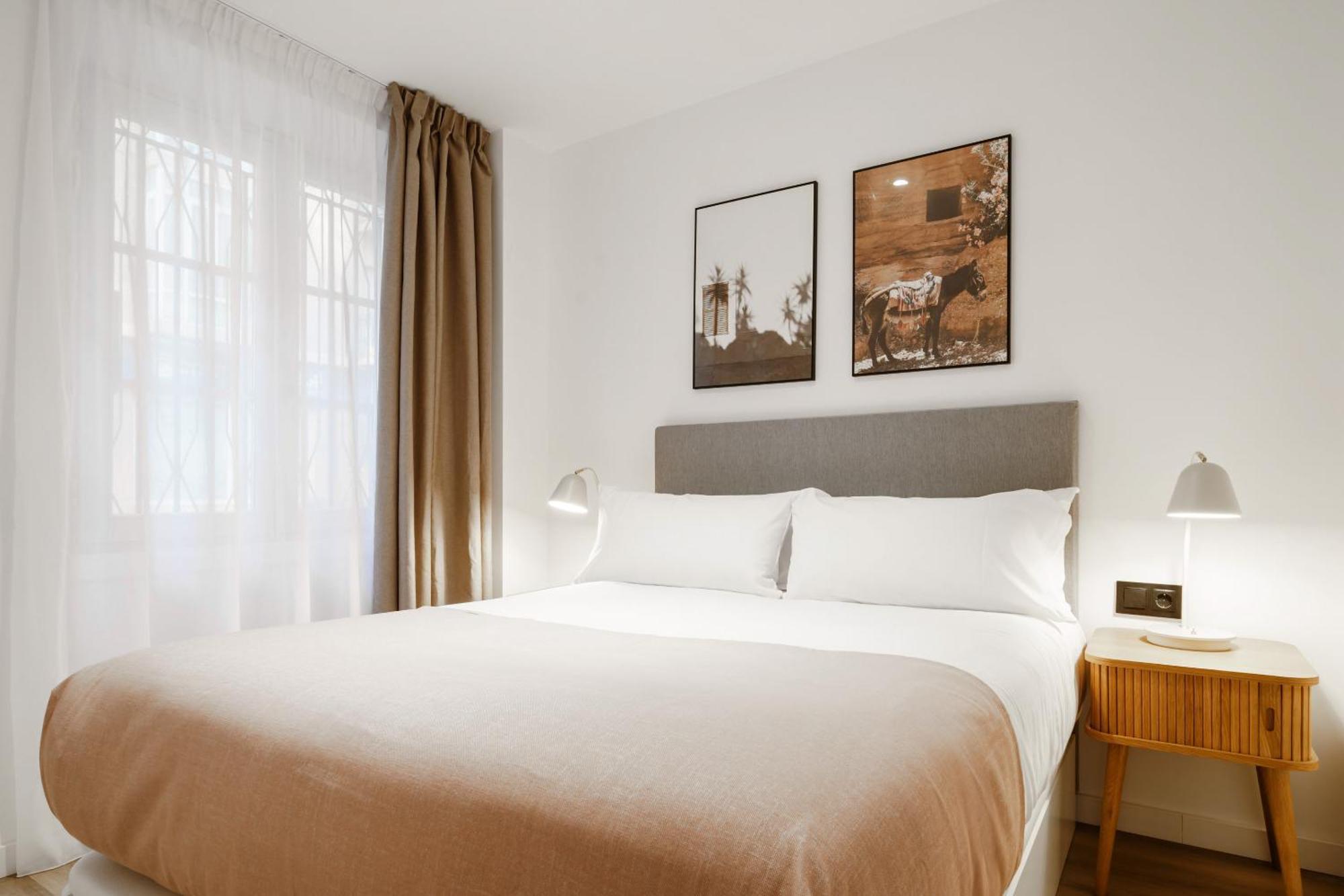 Limehome Malaga Calle Victoria Luaran gambar