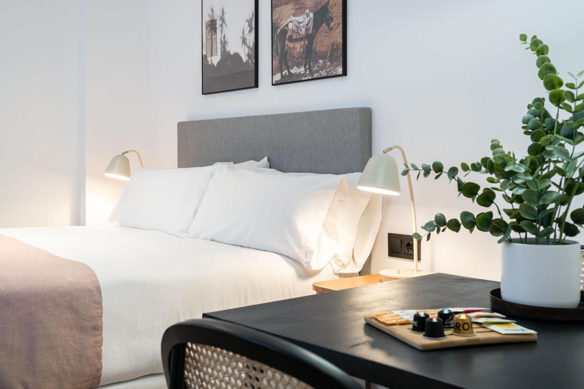 Limehome Malaga Calle Victoria Luaran gambar