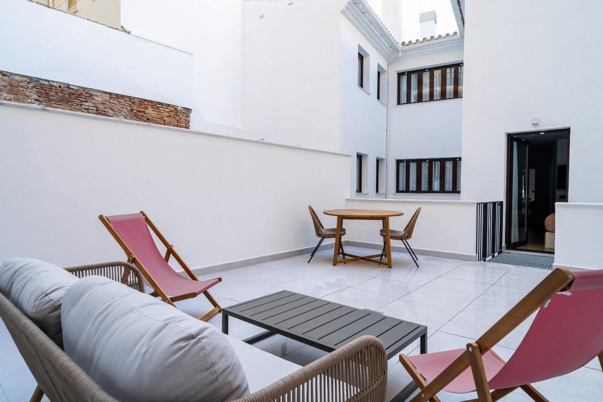 Limehome Malaga Calle Victoria Luaran gambar