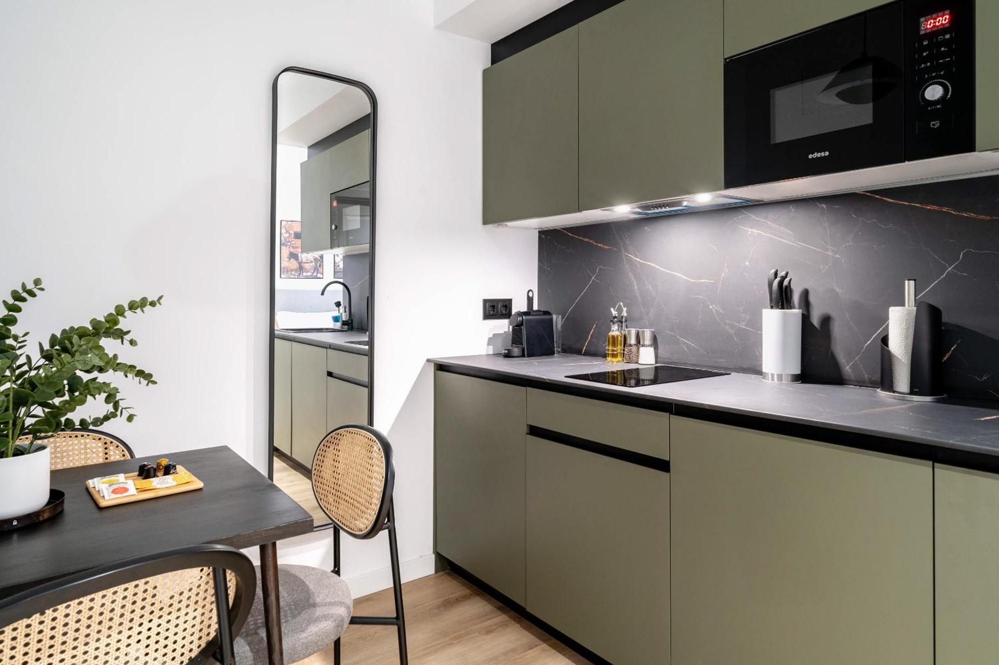Limehome Malaga Calle Victoria Luaran gambar